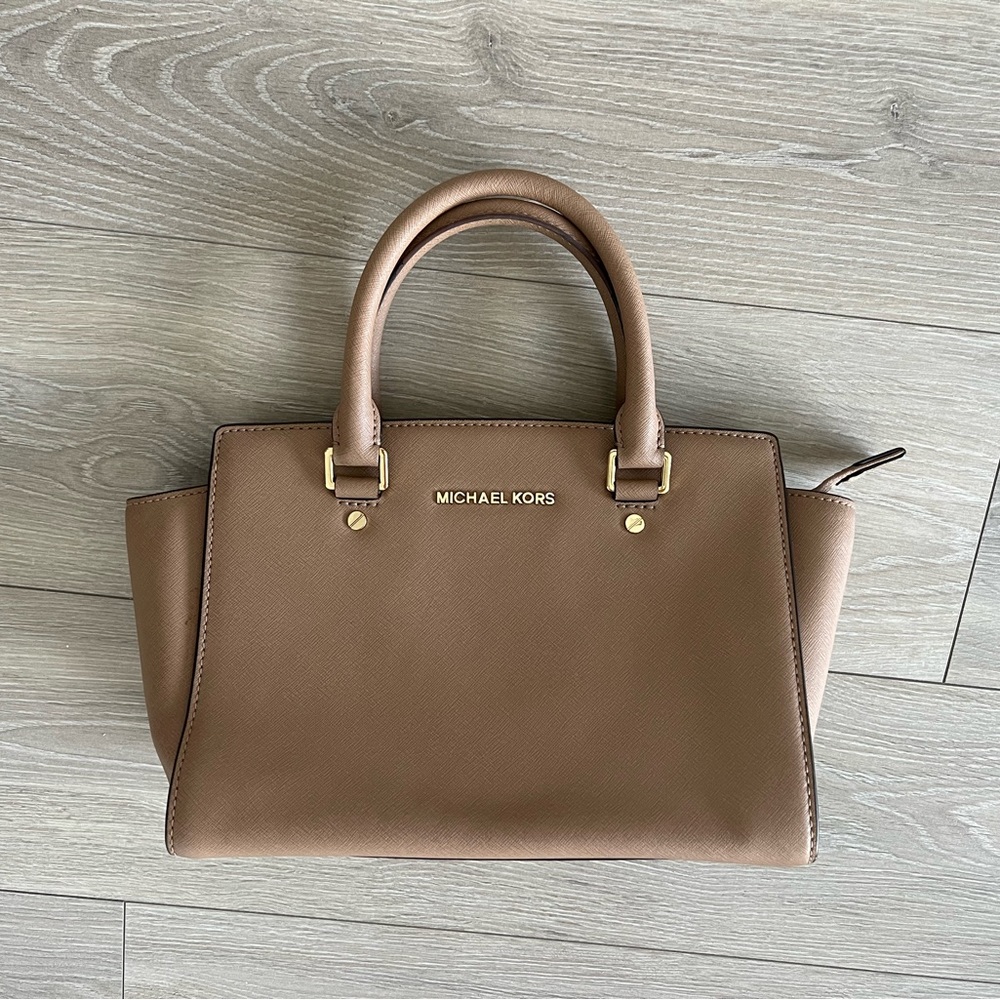 Michael Kors Selma medium handbag